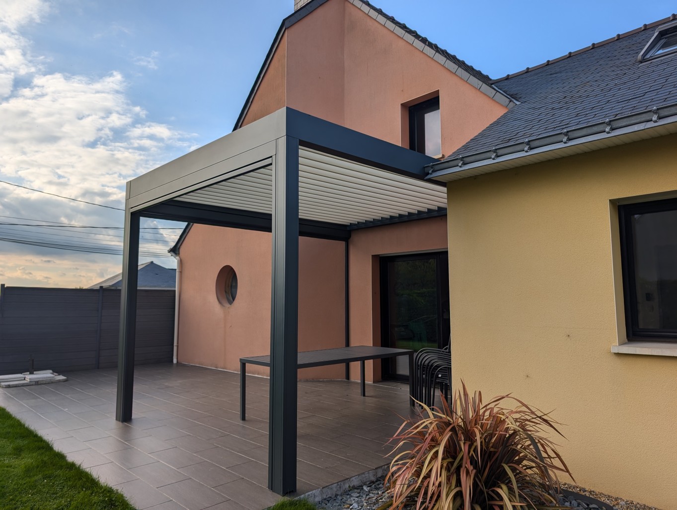 Pergola en aluminium sur la commune de Missiriac